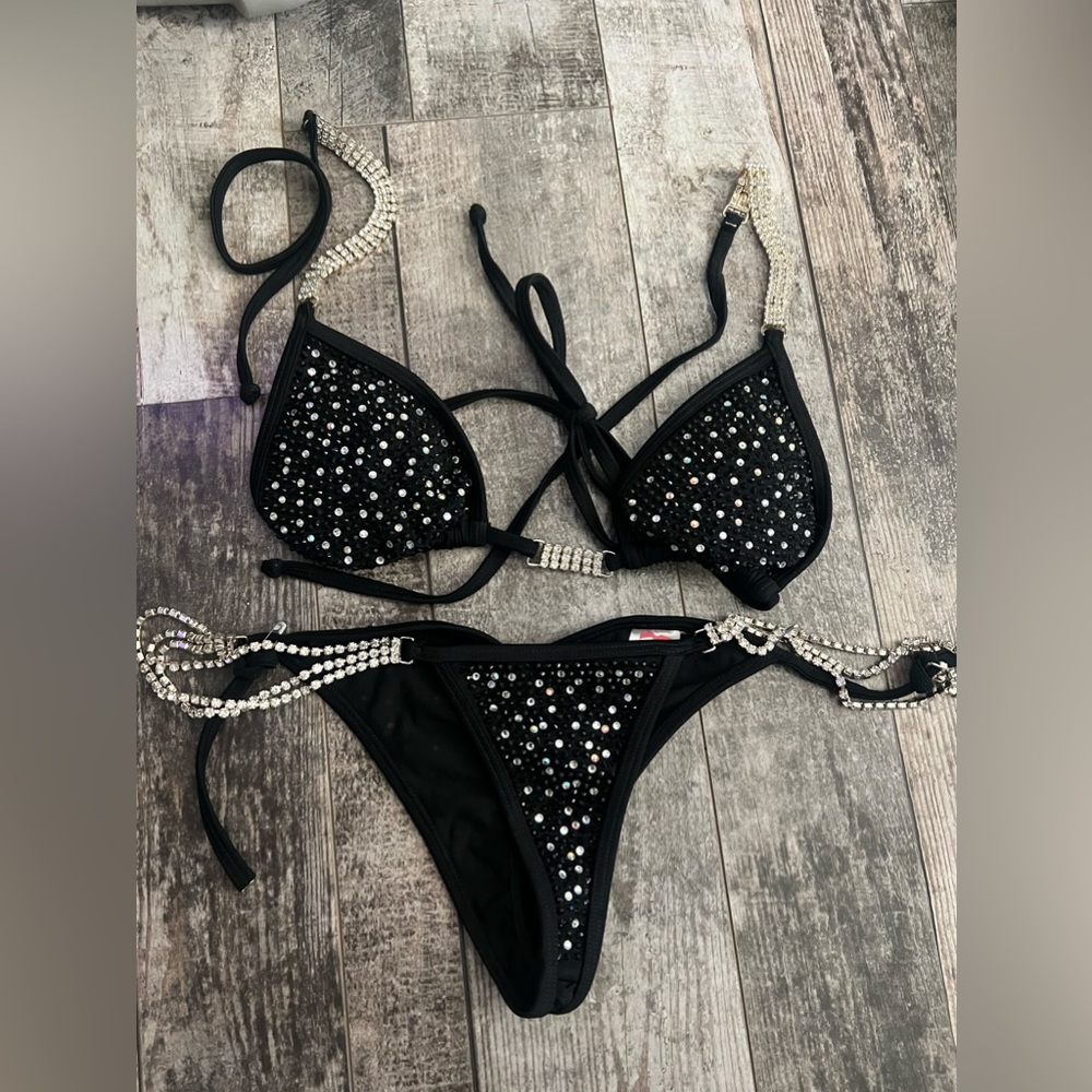 Ingrid Romero competition swimsuit
